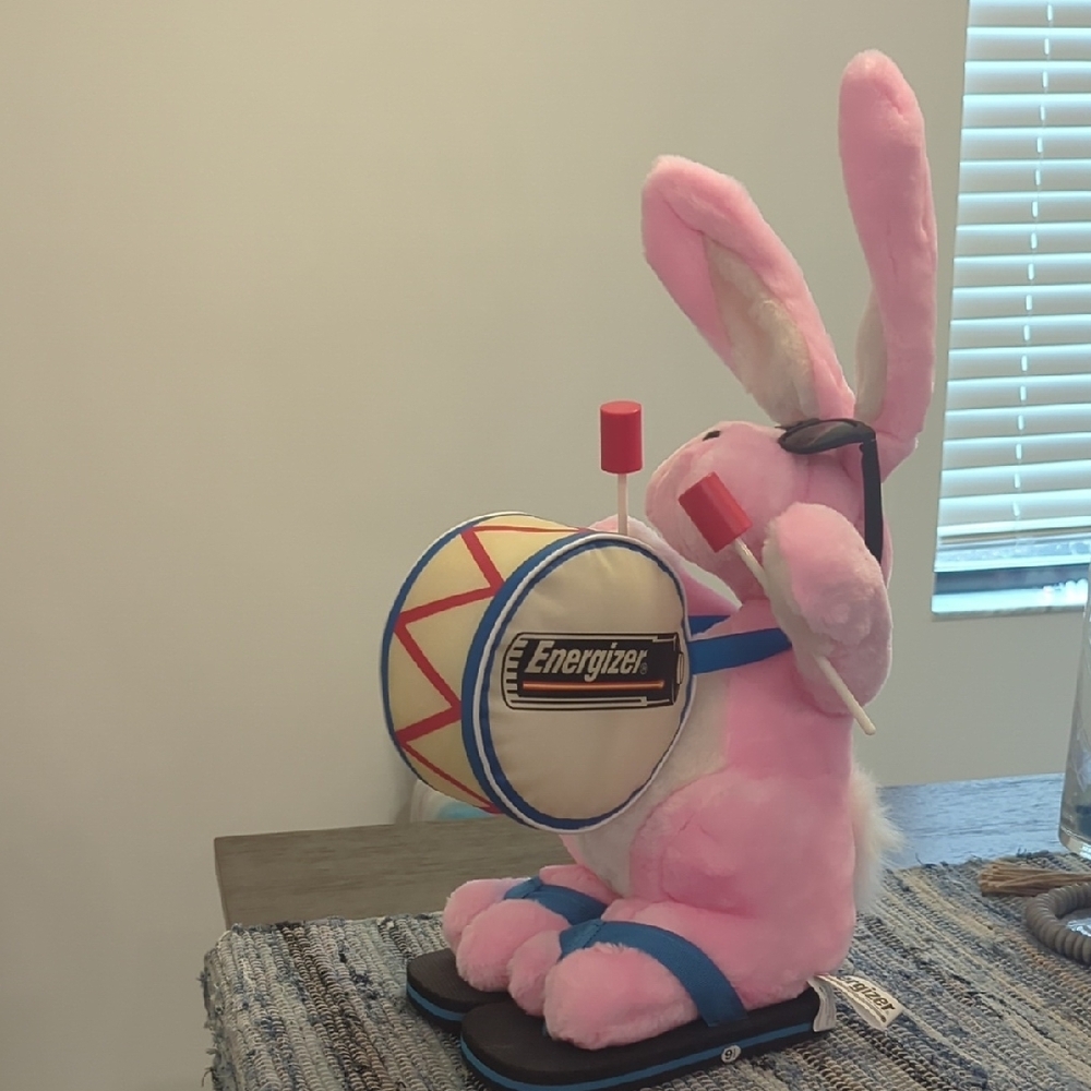 Vtg "1995 Energizer Stuffed Plush 22" Soft Pink Bunny Battery RARE